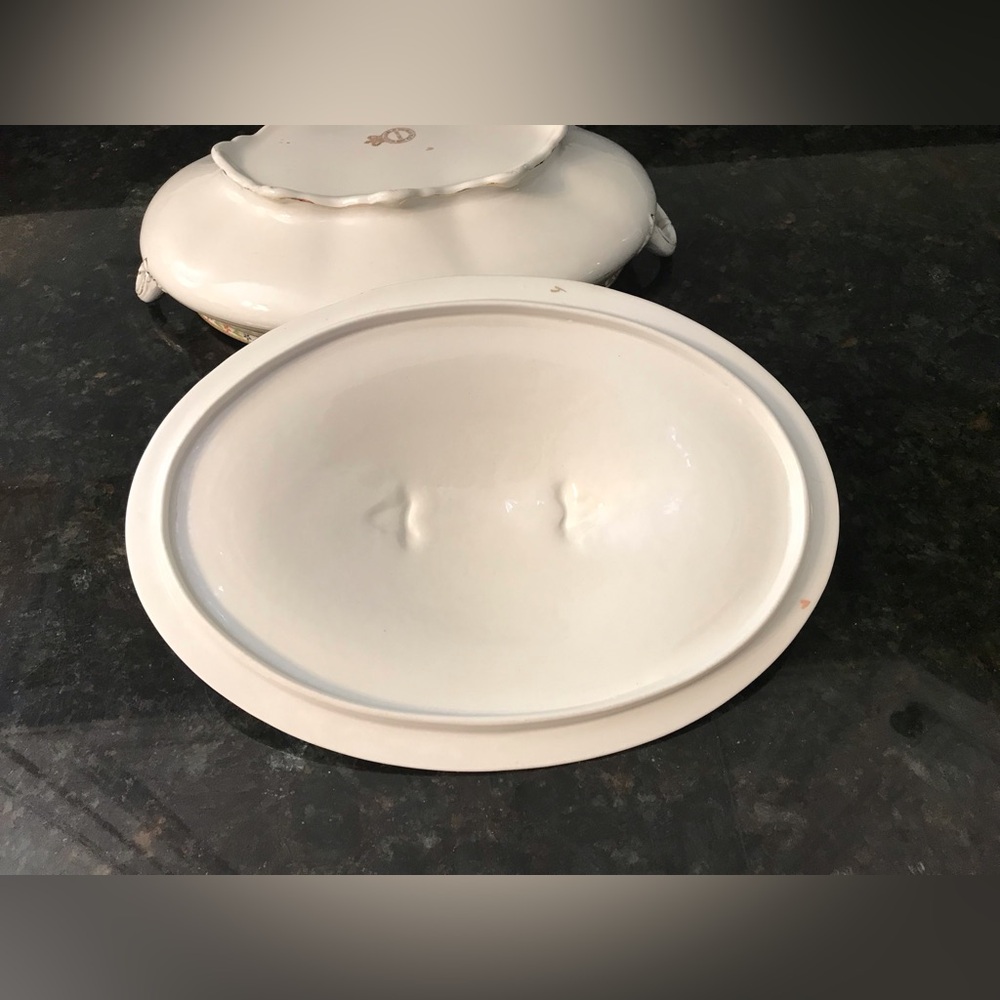 Antique John Maddock & Sons Royal Vitreous China Covered serving dish c.1896+ - Picture 6 of 8